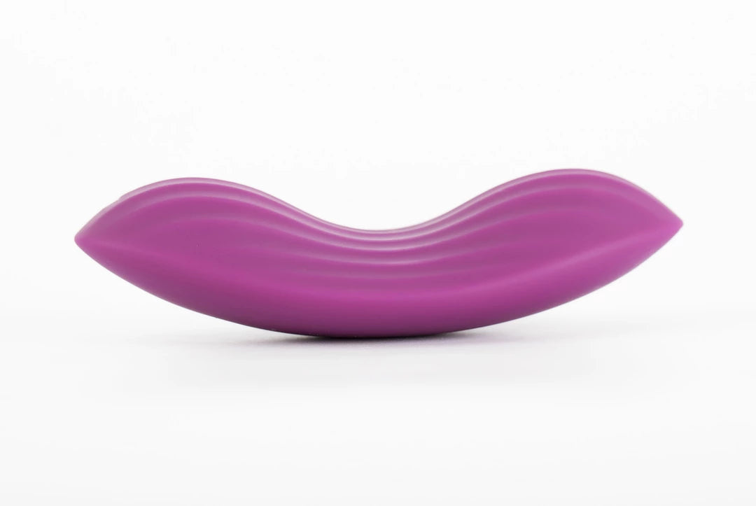 Svakom - Edeny App Controlled Clitoral Stumulator Violet